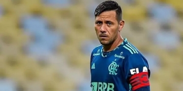 Prestes a deixar o Flamengo, Diego Alves ganha braçadeira de capitão que pode simbolizar luz no fim do túnel