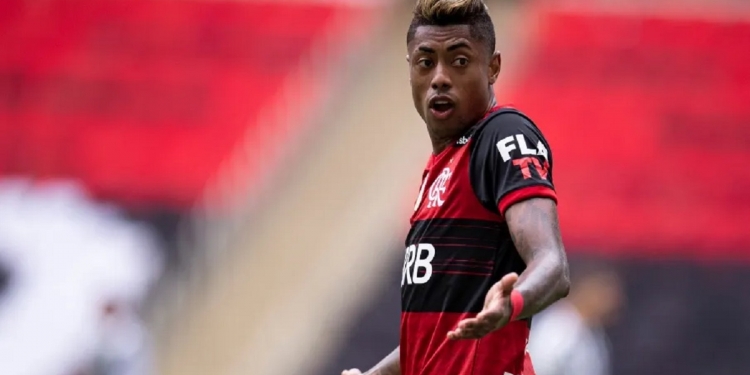 Bruno Henrique protagoniza atuação de gala e é exaltado pela Nação após goleada aplicada no Santos