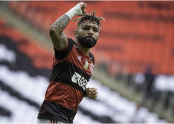 Torcida do Flamengo revida provocações do Santos nas redes sociais, após Rubro-Negro atropelar o Peixe