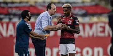 Rogério Ceni rasga elogios para Vitinho e faz duras cobranças para a torcida: ‘Deveria ser mais abraçado’