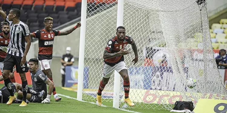 Mauro Cezar Pereira dá choque de realidade na torcida do Flamengo ao apontar obrigação a ser cumprida pelo Brasileirão