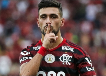 Fifa vira piada nas redes sociais após Arrascaeta perder o Puskás para Son; torcedores estão revoltados