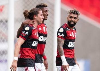 Mauro Cezar exige que Flamengo vença o Bahia caso tenha pretensões de se tornar campeão do Brasileirão