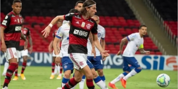 Jogador do Flamengo recebe 3º amarelo e será desfalque no jogo contra o Fortaleza