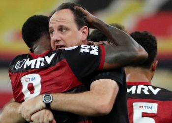 Rogério Ceni toma partido no caso de racismo contra Gerson e se indigna: ‘Nível muito baixo’