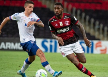 Após caso de racismo no jogo contra o Flamengo, Bahia emite comunicado e afasta jogador envolvido