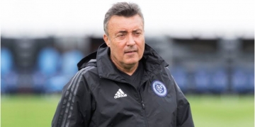 Domènec Torrent, ex-técnico do Flamengo, divulga mensagem apoiando Gerson: ‘Homem de caráter ímpar’