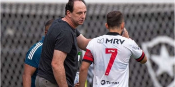 Rogério Ceni fica surpreso com a postura de alguns jogadores do Flamengo