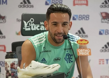 Isla rompe silêncio e fala tudo o que queria sobre Rogério Ceni e Rodrigo Caio