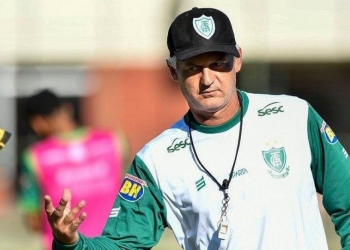 Após sucesso no América-MG, Lisca revela sonho de treinar o Flamengo: ‘Quem não gostaria?’