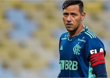 Diego Alves sente lesão e é desfalque no jogo do Flamengo contra o Fortaleza; Ceni precisará improvisar
