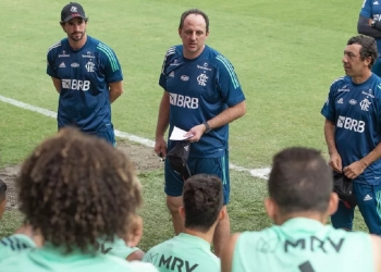 Jogadores do Flamengo ganham folga para curtir o Réveillon; time se reapresenta em 2021 com reforços importantes