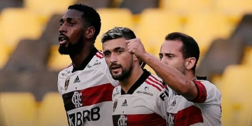 Flamengo encerra 2020 como melhor meio-campo do futebol brasileiro