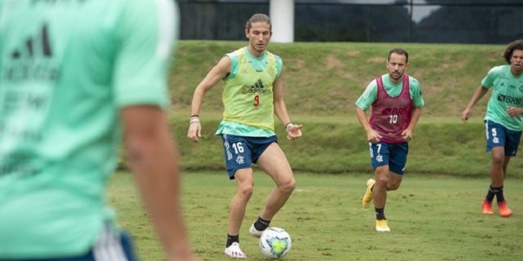Em ano de eleição, 4 jogadores profissionais do Flamengo estão na iminência de deixar a Gávea pelo fim contratual