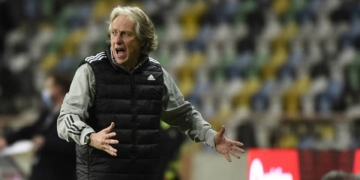 Jorge Jesus diz estar cansado no Benfica e torcedores do Flamengo pedem o seu retorno ao Rio de Janeiro