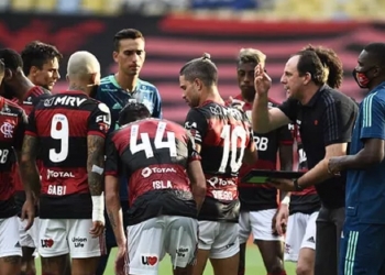 ‘São um esgoto, poderiam ser jogadas no lixo’: comentarista esportivo perde a cabeça e detona atuações do Flamengo