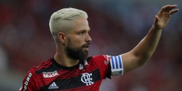 Diego Ribas sofre desgaste após polêmica reportagem desmascarando os bastidores do Flamengo; permanência no clube vira dúvida