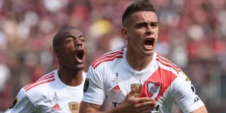 Craque do River Plate entra na mira do Flamengo e comentarista rechaça possibilidade de contratação
