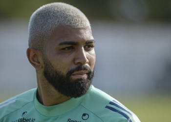 Gabigol admite frustração por ter ficado na reserva: ‘Incomoda muito. Eu não quero ficar no banco. Ninguém quer’