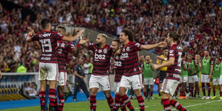 Gabigol: ‘Como um time que venceu a Libertadores faltando três minutos vai desistir faltando dez jogos para o fim do campeonato?’