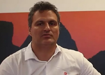 Dirigente do Flamengo elogia trabalho de Rogério Ceni e garante permanência do treinador: ‘Acreditamos plenamente no título’