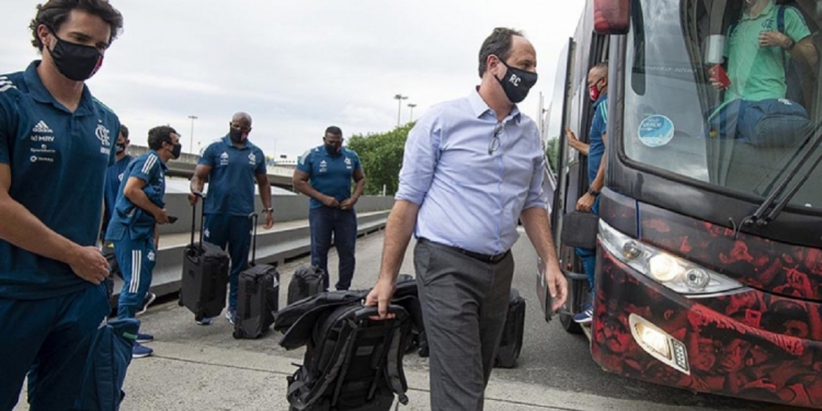 Flamengo embarca para Goiânia e ficará 1 semana longe do Rio de Janeiro; entenda a situação