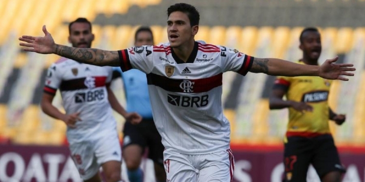 Há exato 1 ano, Pedro desembarcava no Rio de Janeiro para assinar com o Flamengo; confira os números até o momento