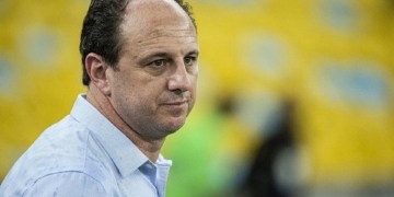 Ceni respira aliviado após goleada do Flamengo e destaca atuações individuais: ‘Talento aparece’