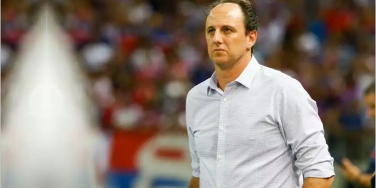 Comentarista detona decisão de Rogério Ceni para o elenco do Flamengo