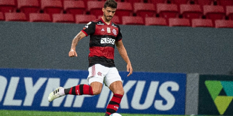 Gustavo Henrique tem atuação segura, ganha confiança na zaga e busca reescrever a sua história no Flamengo