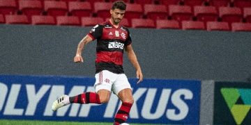 Rodrigo Caio pode ficar de fora até o fim do Brasileirão e Gustavo Henrique, criticado no passado, vira homem de referência