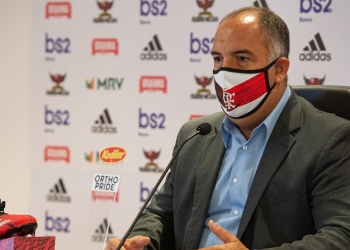 Flamengo acerta a venda de atacante para o futebol árabe; valores milionários chamam atenção