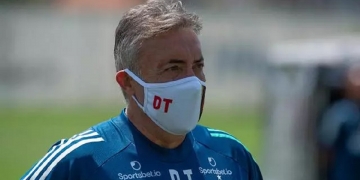 Dome afirma que politicagem está apequenando o Flamengo: ‘Quando perdíamos, alguém lá dentro ficava feliz’