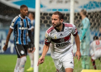 Vender craques ou brigar pelo título do Brasileirão? Flamengo vive dilema em seus bastidores com finanças