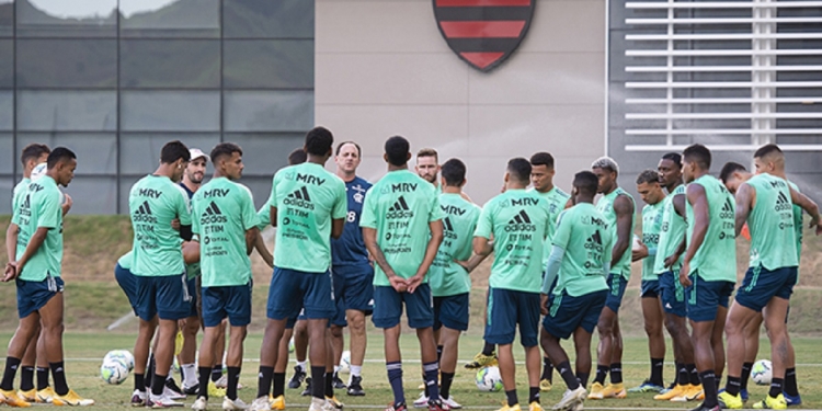 Últimos ajustes! Flamengo faz treinamento antes de pegar o Vasco; Rogério Ceni sofre com dúvidas por lesões