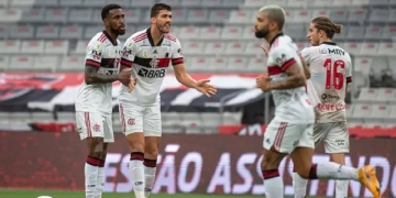 Com 5 pendurados e 2 desfalques, Flamengo acende alerta vermelho para a reta final do Campeonato Brasileiro