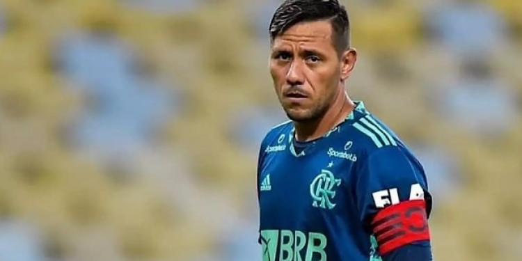 Diego Alves jogou menos da metade dos jogos do Flamengo na temporada; Hugo Souza vem se destacando’