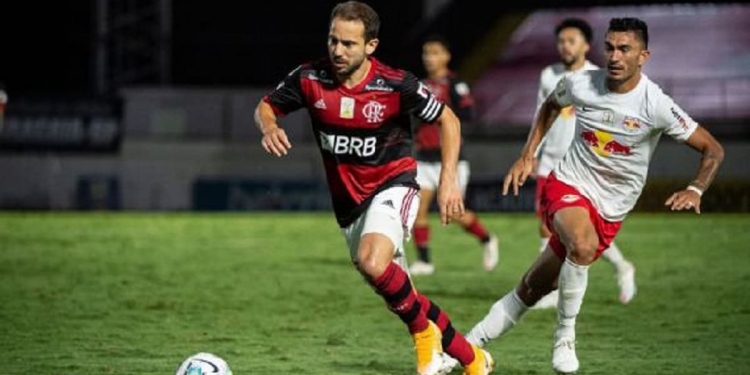 Probabilidade matemática de título para o Flamengo despenca após empate com o Bragantino; confira os números