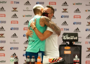 Flamengo não tem pressa no acerto por Rafinha e define outra prioridade no momento