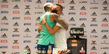 Flamengo não tem pressa no acerto por Rafinha e define outra prioridade no momento