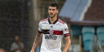 Gustavo Henrique minimiza críticas e fala sobre bom momento vivido no Flamengo: ‘Futebol é assim’