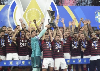 Jogo virou: Flamengo é matematicamente favorito em relação ao Internacional na briga pelo título