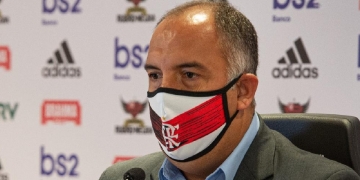 Flamengo recebe bolada milionária para a venda de volante; diretoria se manifesta sobre a transação