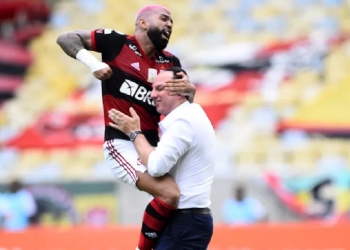 Flamengo 2 x 1 Corinthians: assista aos melhores momentos da vitória Rubro-Negra deste domingo (14)