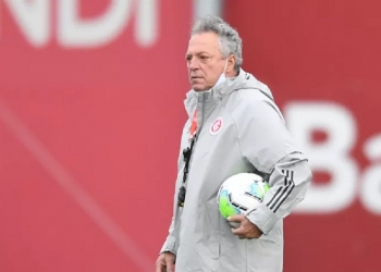 Inter perde um dos principais jogadores à véspera de decisão contra o Flamengo; Abel Braga deve improvisar escalação inédita