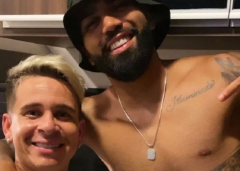 Gabigol leva torcida à loucura com mensagem subliminar envolvendo Soteldo: ‘Pesadelo para os adversários’