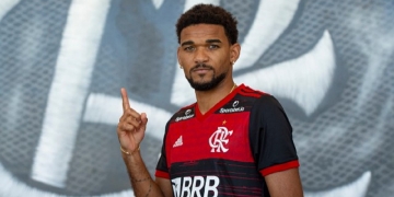Bruno Viana faz juras de amor ao Flamengo em apresentação: ‘O sonho de qualquer jogador é jogar no Maracanã cheio com a torcida’