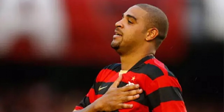 Adriano Imperador comemora 39 anos e Flamengo prepara homenagem emocionante; assista ao vídeo