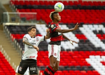 Torcida dá show e vitória do Flamengo pra cima do Corinthians é mais vista na TV Globo do que o BBB21