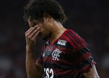 Familiares alegam que Willian Arão está frustrado pela fratura, mas não jogou a toalha e quer jogar contra o Internacional